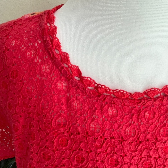 Altar'd State RED embroidered crochet swing top M - Picture 9 of 16